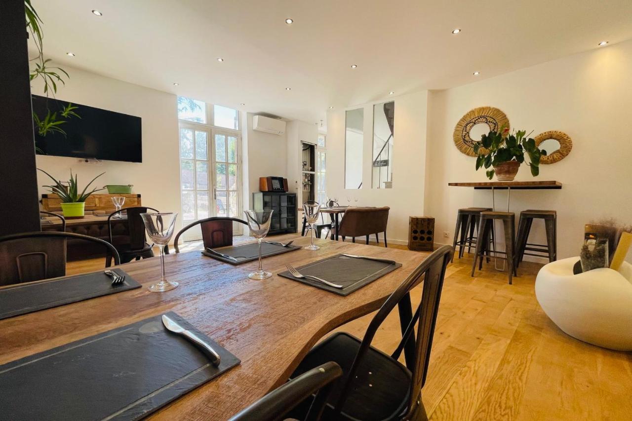 The Balzacienne Room In A Charming Mansion At The Gates Of Tours Saint-Avertin Exterior photo