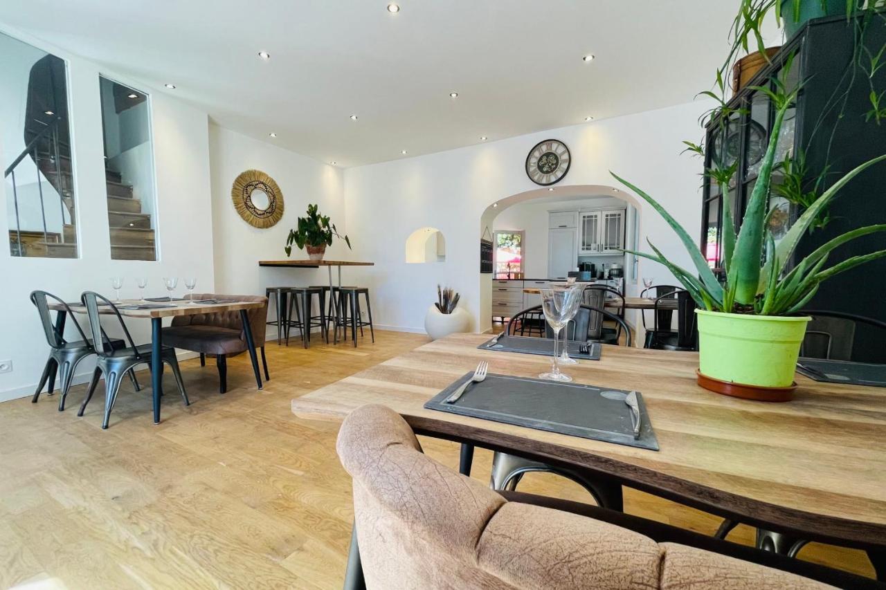 The Balzacienne Room In A Charming Mansion At The Gates Of Tours Saint-Avertin Exterior photo