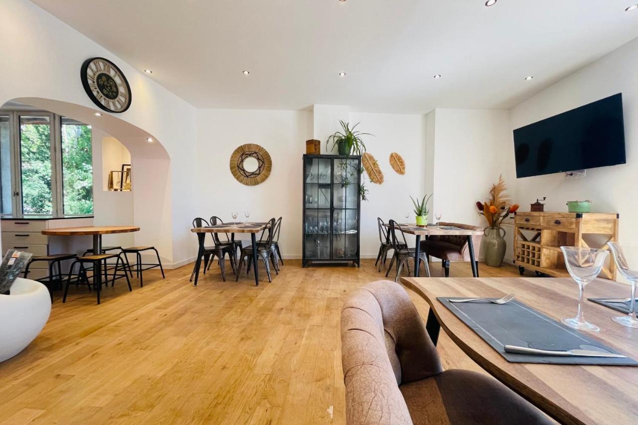 The Balzacienne Room In A Charming Mansion At The Gates Of Tours Saint-Avertin Exterior photo